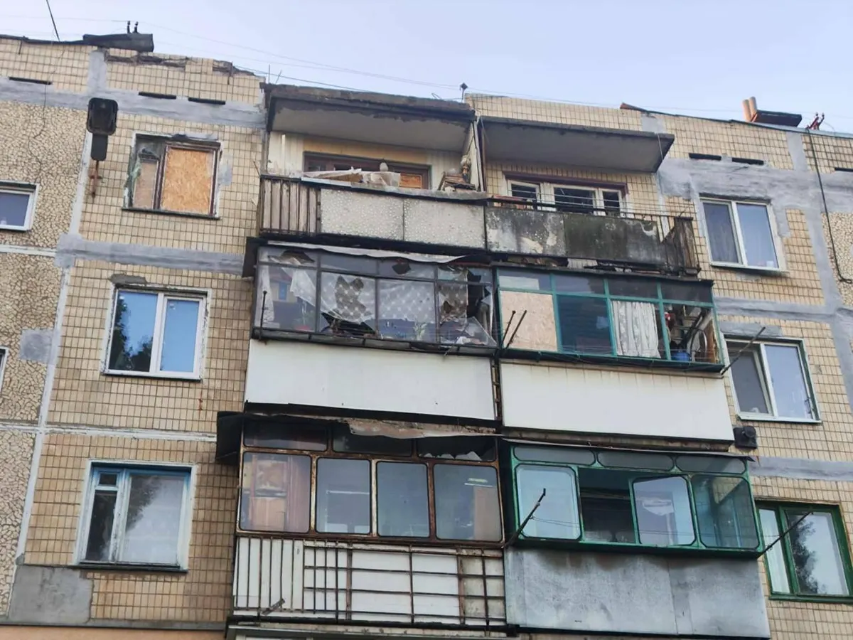 Ніч під ударами на Дніпропетровщині: поранені, зруйновані будинки й підприємства