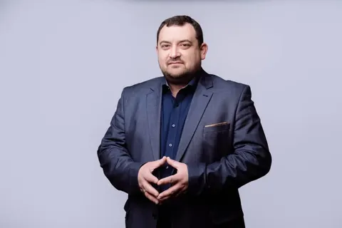 Суд ухвалив примусово доставити нардепа Кузьміних на засідання