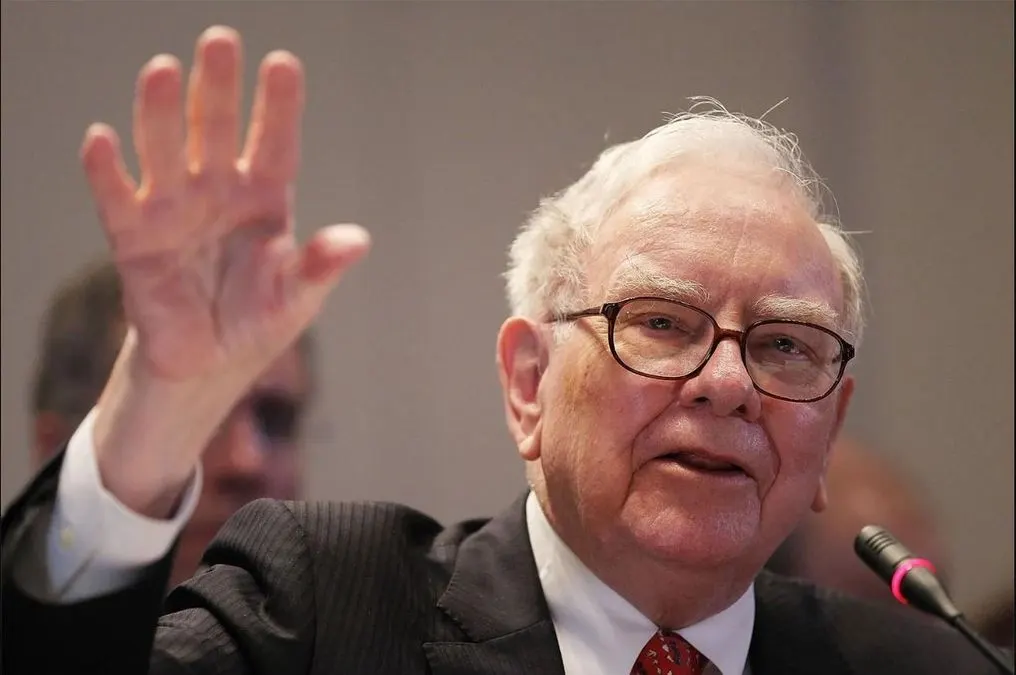 Воррен Баффетт залишив посаду голови Berkshire Hathaway