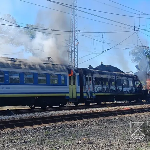 Удар Shahed по пасажирському потягу на Харківщині: шестеро поранених