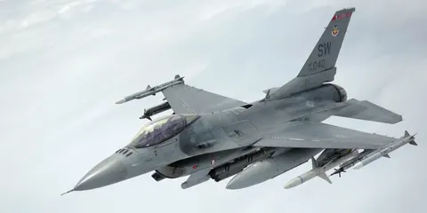 У Німеччині поблизу авіабази Шпангдалем розбився винищувач F-16