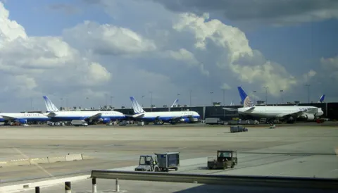 Обрив кабелю в Нью-Джерсі зірвав сотні рейсів на Східному узбережжі США