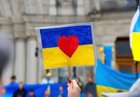 Франція, Британія і Литва — топ друзів України: свіже опитування