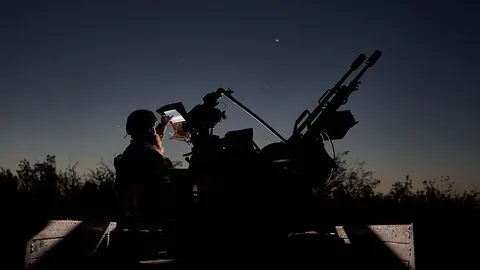 Ніч під ударами: ППО збила 101 дрон і 9 ракет, постраждали Одещина, Кривий Ріг і Запоріжжя