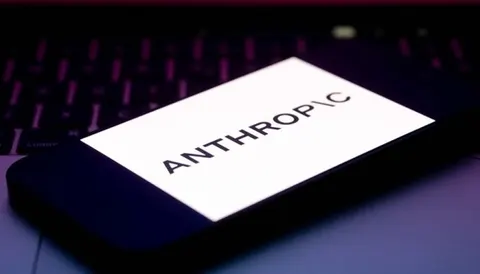 Глава Anthropic закликає ШІ-компанії пригальмувати розробку нових моделей
