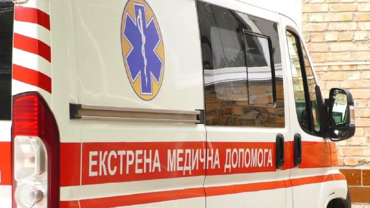 У Стрию на підлітка впала бетонна плита: поліція відкрила справу